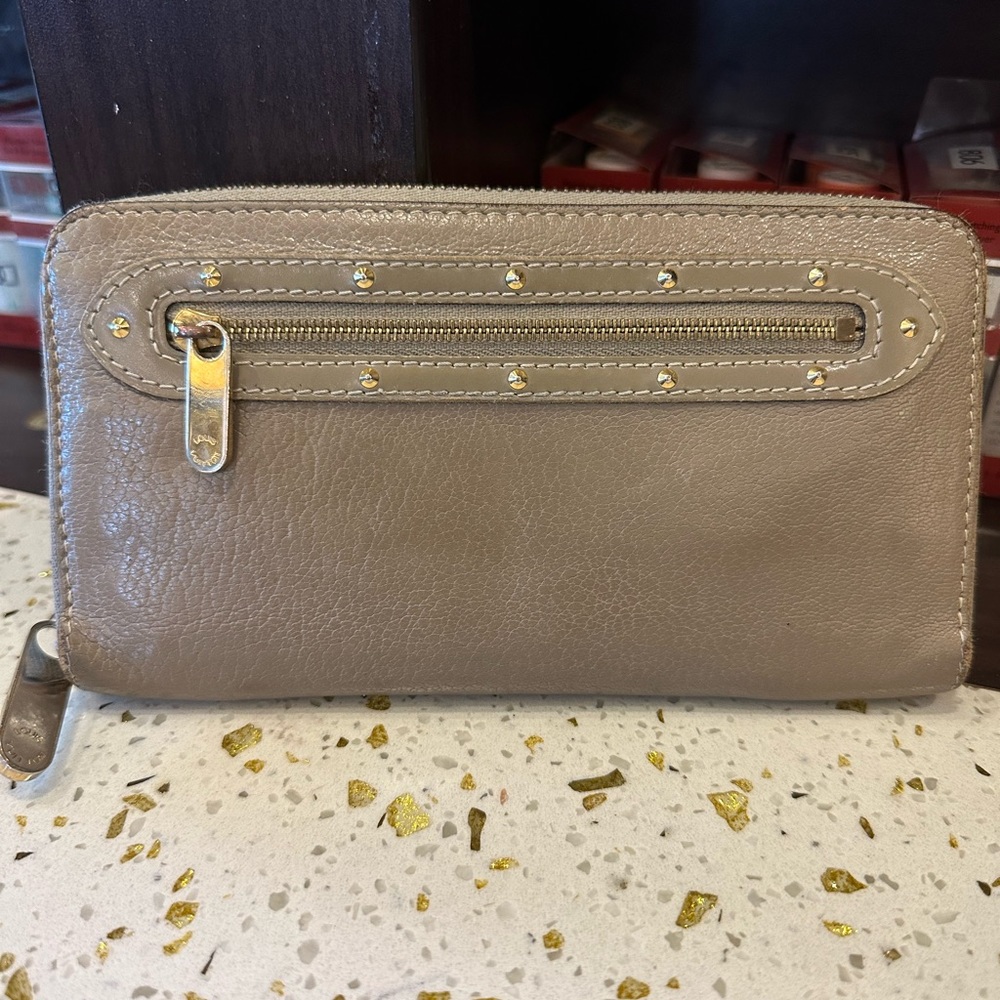 Authentic Louis Vuitton suhali wallet